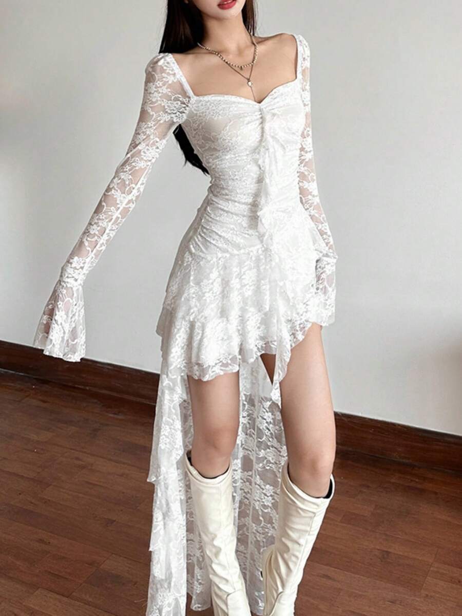 Cloe-Vestido manga larga con cuello cuadrado de cintura alta, unicolor y con aplicaciones de encaje